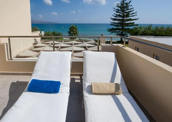 The Seaside Villa Hanya